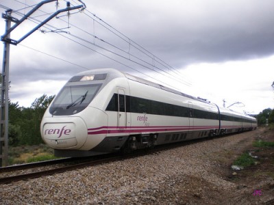 Trenes híbridos ruta Madrid Galicia 17 junio