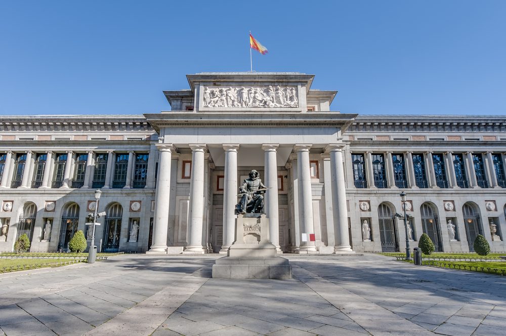 Fachada principal del Museo del Prado en Madrid