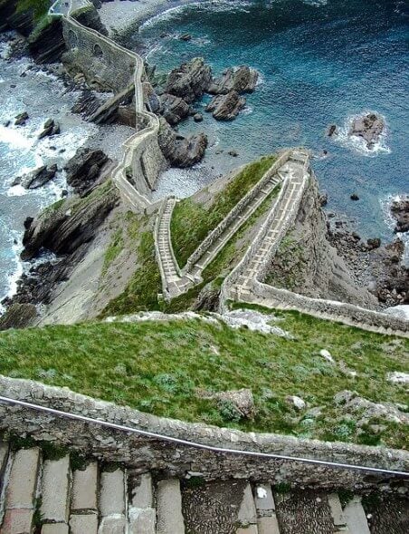 Escalera Vía Crucis, País Vasco