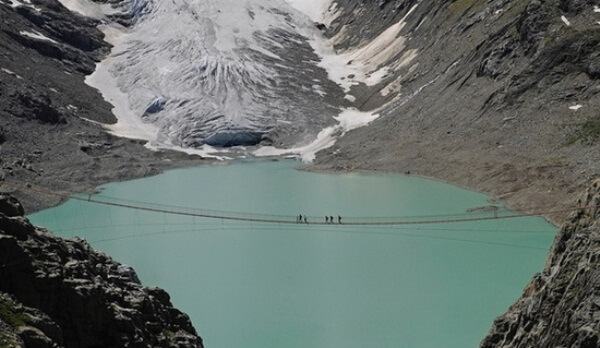 Puente Trif, Suiza