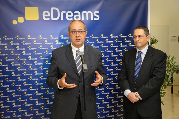 Conseller Puig inaugura Call Center eDreams