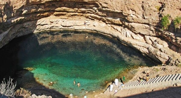 Las 20 piscinas naturales más originales del mundo Bayt-al-Afreet, Omán