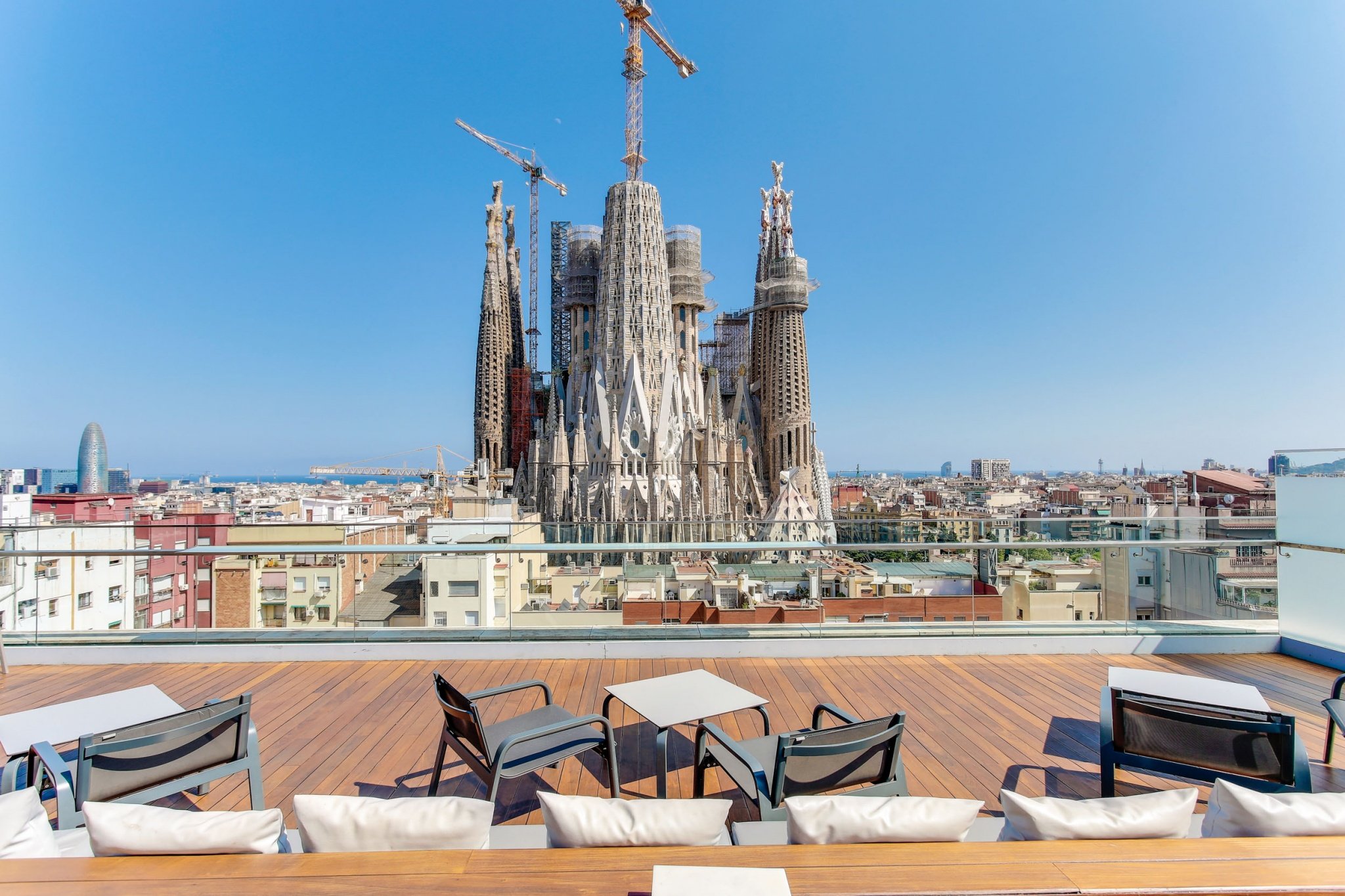 Terraza Ayre Hotel Rosellón en Barcelona