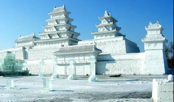 esculturas nieve 1