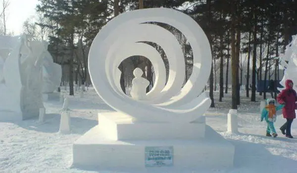 esculturas nieve 6