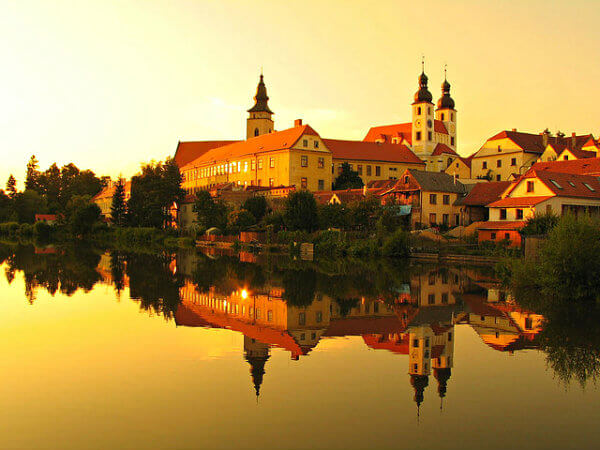 telc al atardecer