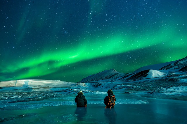 14 lugares perfectos para besar a tu pareja en San Valentín. Aurora Boreal