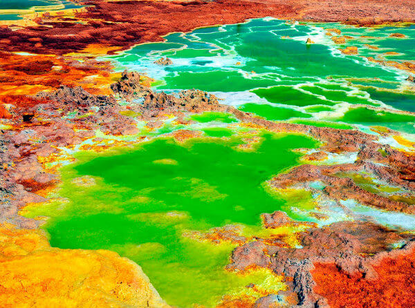 colores verdes y amarillos de dallol etiopia
