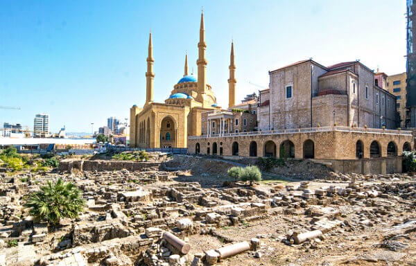 Ruinas y mezquita en Beirut