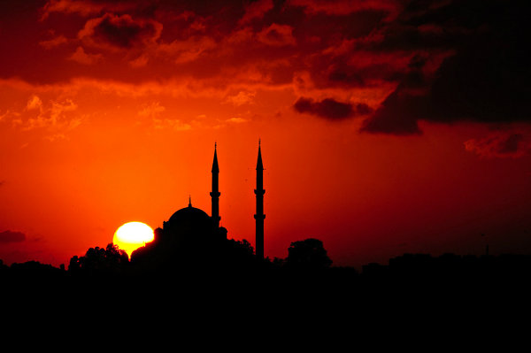 mezquita de turquía al atardecer