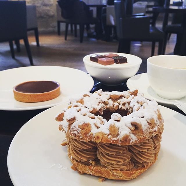 Postre francés Paris Brest