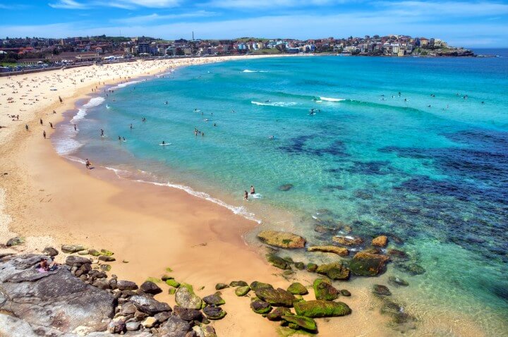 Playa de Bondi Beach, una de las más famosas de Sídney