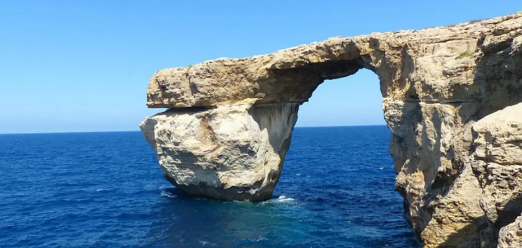 ventana azul malta