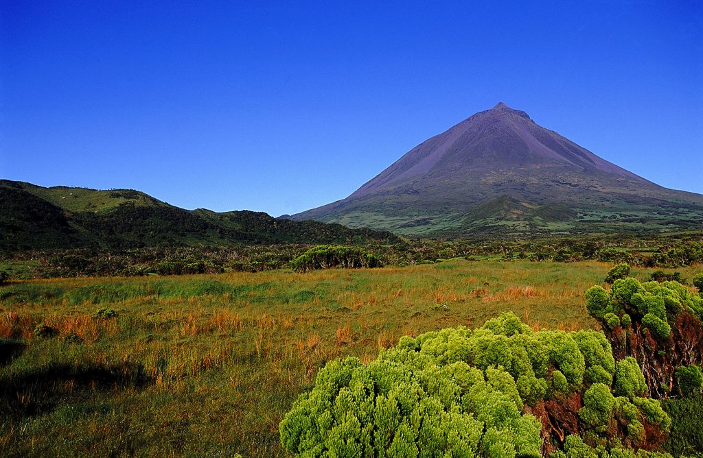 Ponta de Pico, la montaña más alta de Portugal en Isla de Pico, Azores