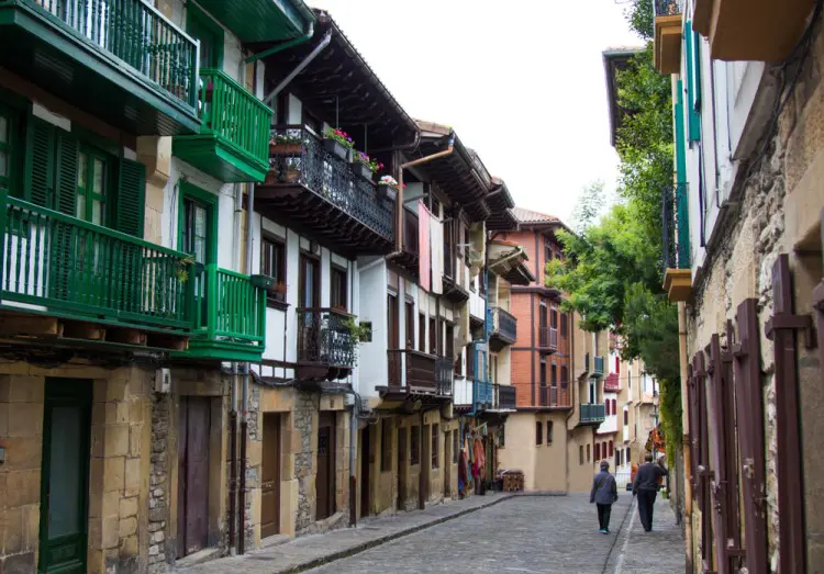Casco Antiguo de Hondarribia en el País Vasco