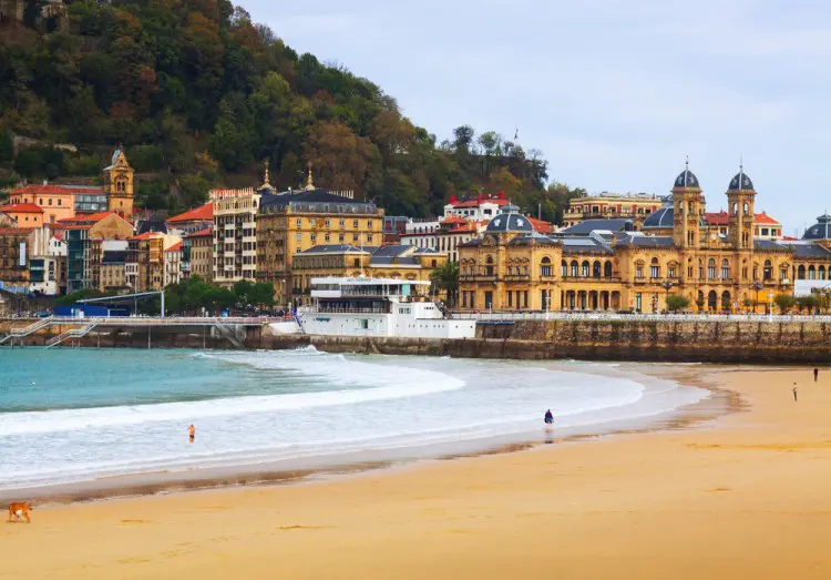 Playa de La Concha en San Sebastián