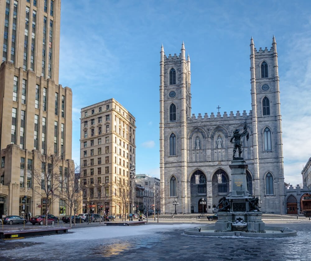 Basílica de Notre Dame de Montreal, Canadá, cuyas dos torres recuerdan a la de París