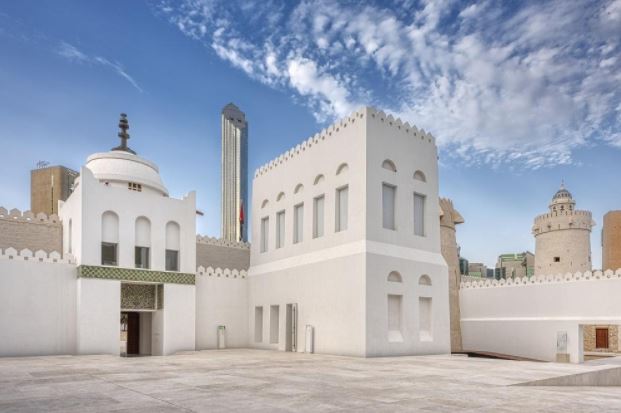 Vista de Qasr Al Hosn, el primer asentamiento de Abu Dhabi 