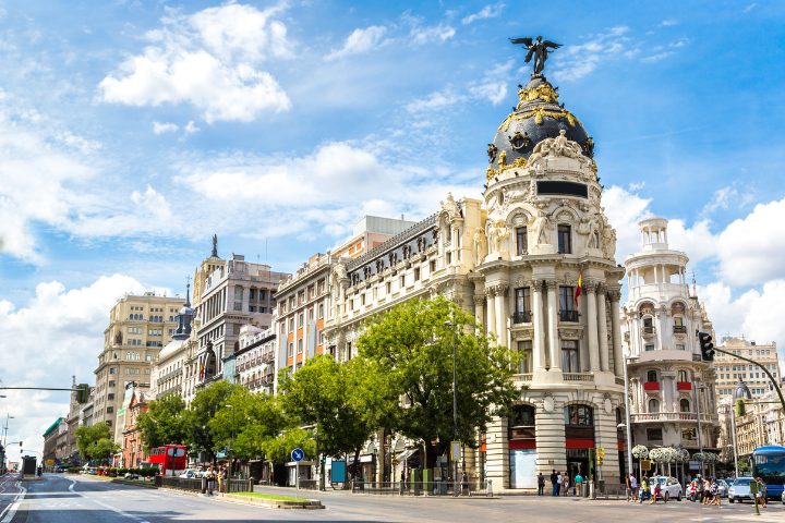 Gran Vía de Madrid en fin de semana