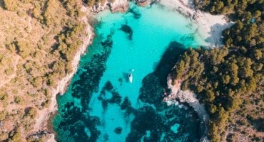 Mejores playas y calas de Menorca para un verano de ensueño