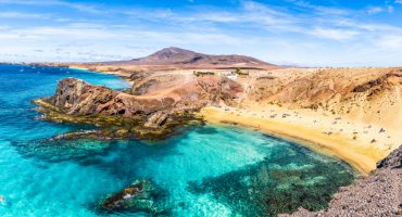 Las 10 mejores playas de Lanzarote: una isla llena de color