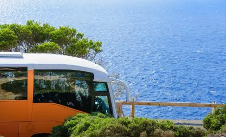 Lee más sobre cómo moverse por Mallorca.