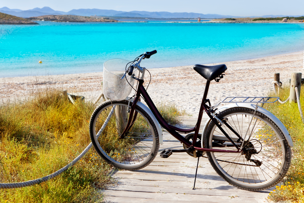 bici playa Ibiza