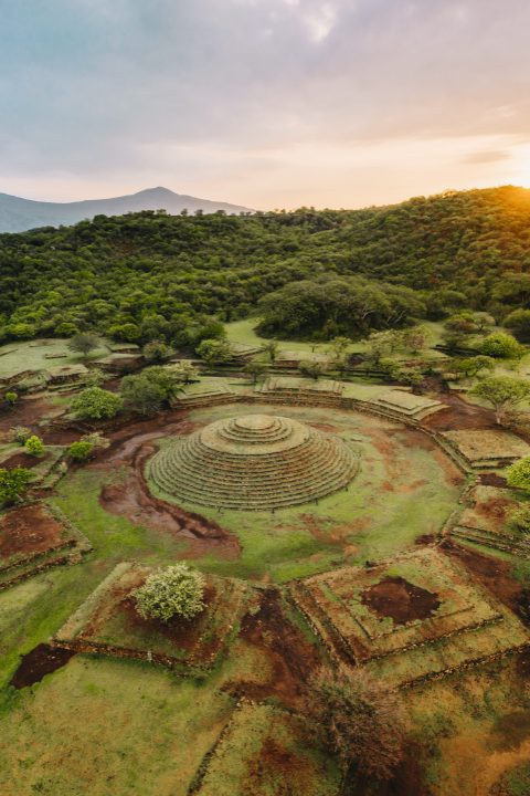 asentamientos Guachimontes, pirámides circulares