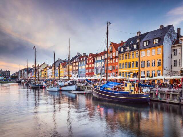 Reserva tu vuelo + hotel en Copenhague con eDreams.es