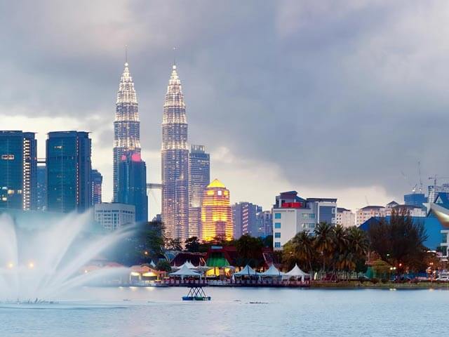 Reserva tu vuelo + hotel en Kuala Lumpur con eDreams.es