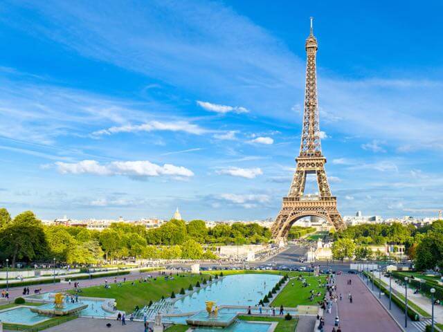 Reserva tu vuelo + hotel en París con eDreams.es